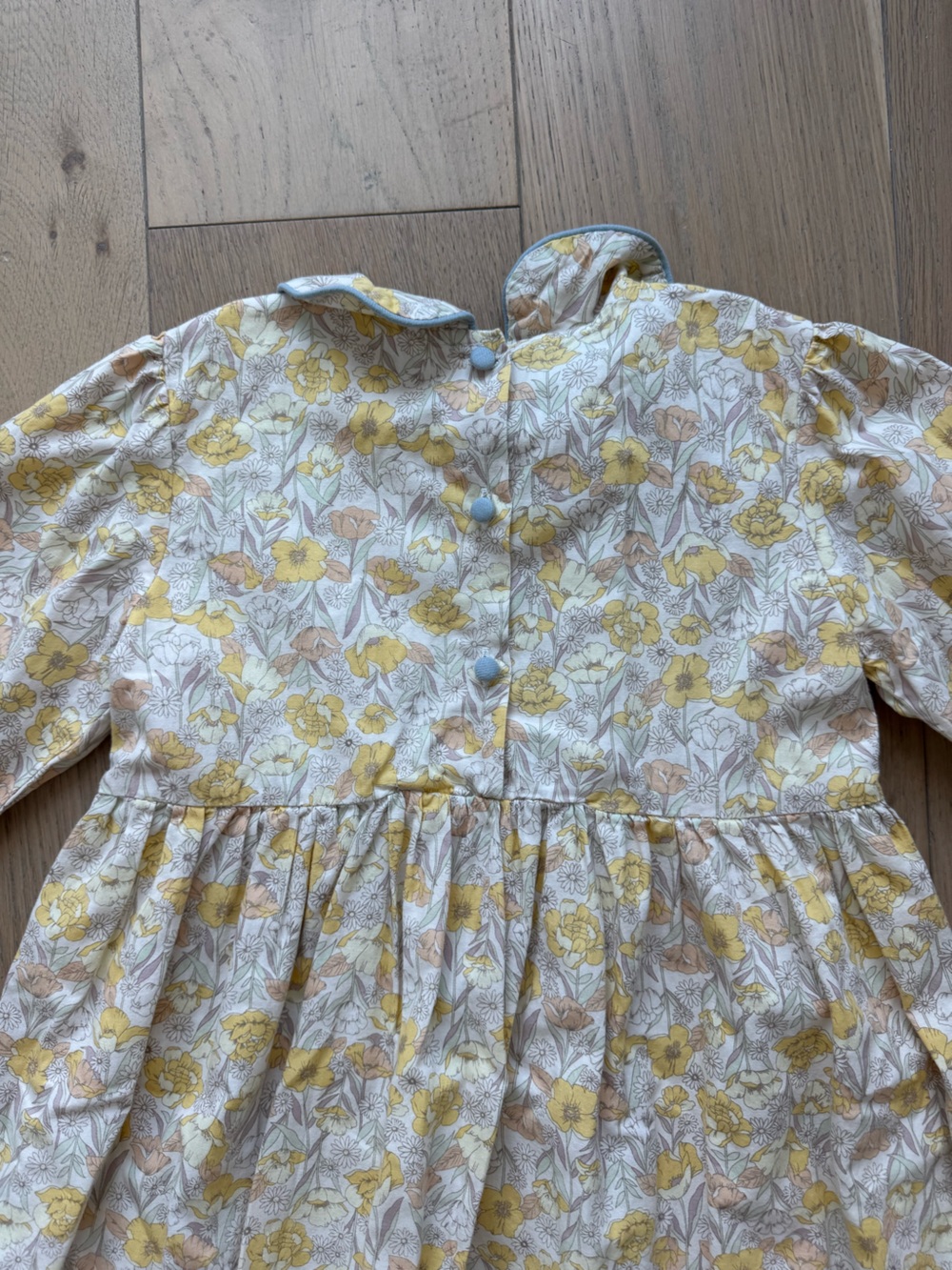 Girls Dress - Picture 4 of 4